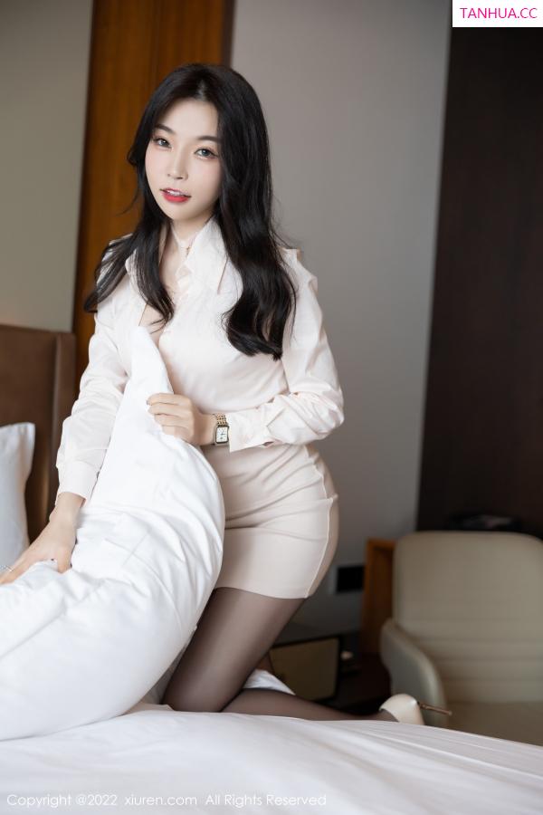 陈芝 芝芝Booty [XiuRen]高清写真图 2022.10.20 No.5737 徐莉芝Booty 黑丝美腿第16张图片
